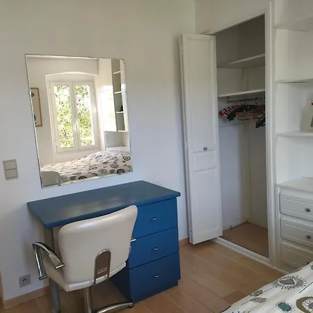 Alloggio in famiglia D'hote Dans Maison De Caractère, Piscine